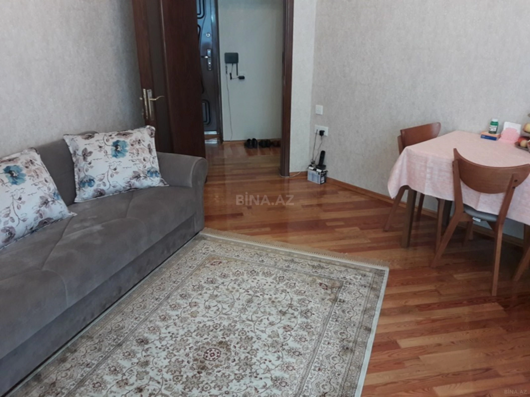 Satılır 1 otaqlı mənzil 40 m²