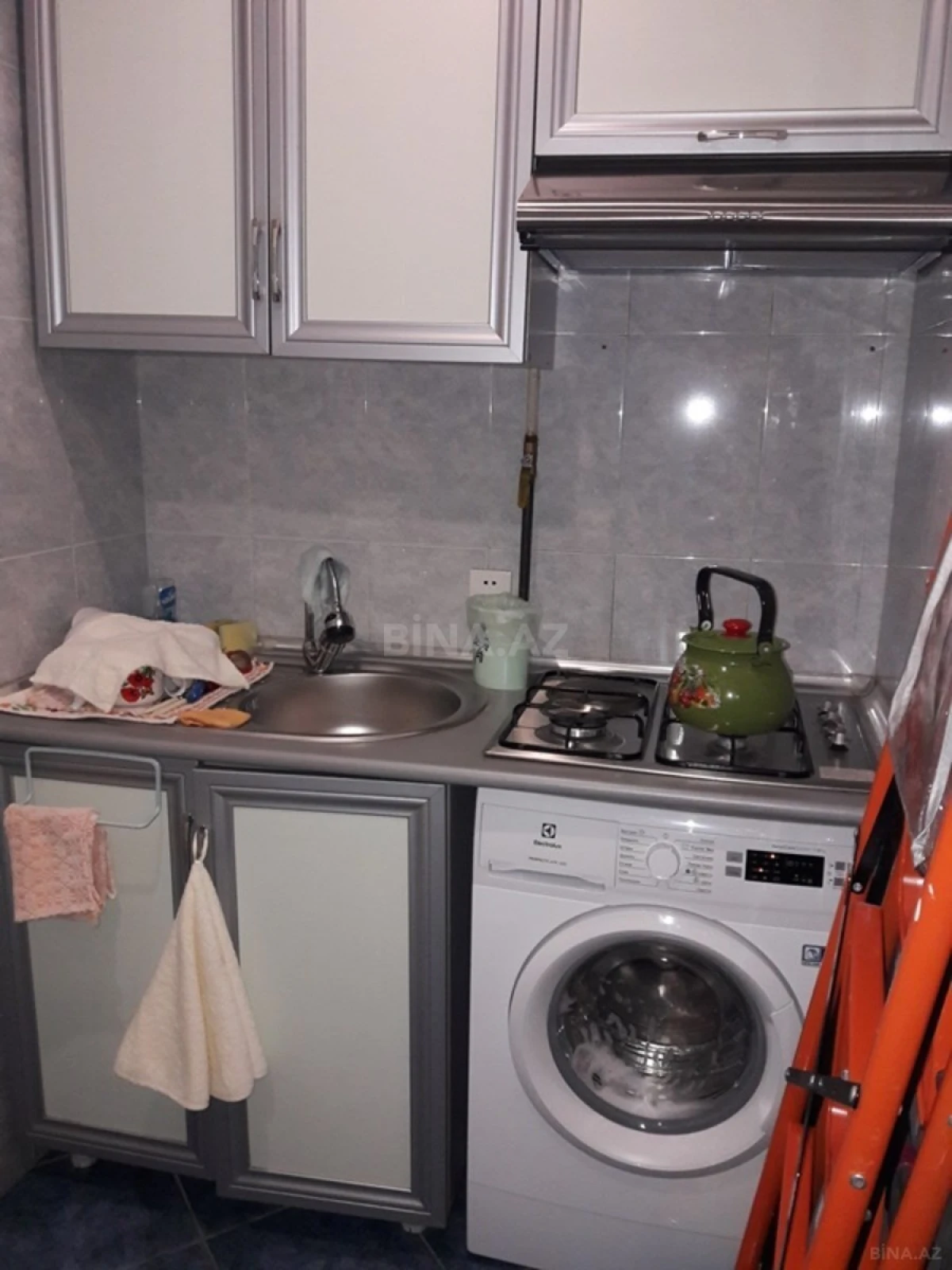 Satılır 1 otaqlı mənzil 40 m²