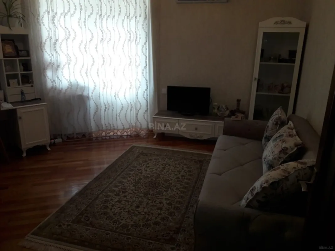 Satılır 1 otaqlı mənzil 40 m²