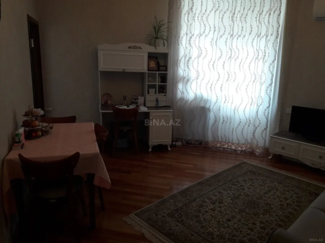 Satılır 1 otaqlı mənzil 40 m²