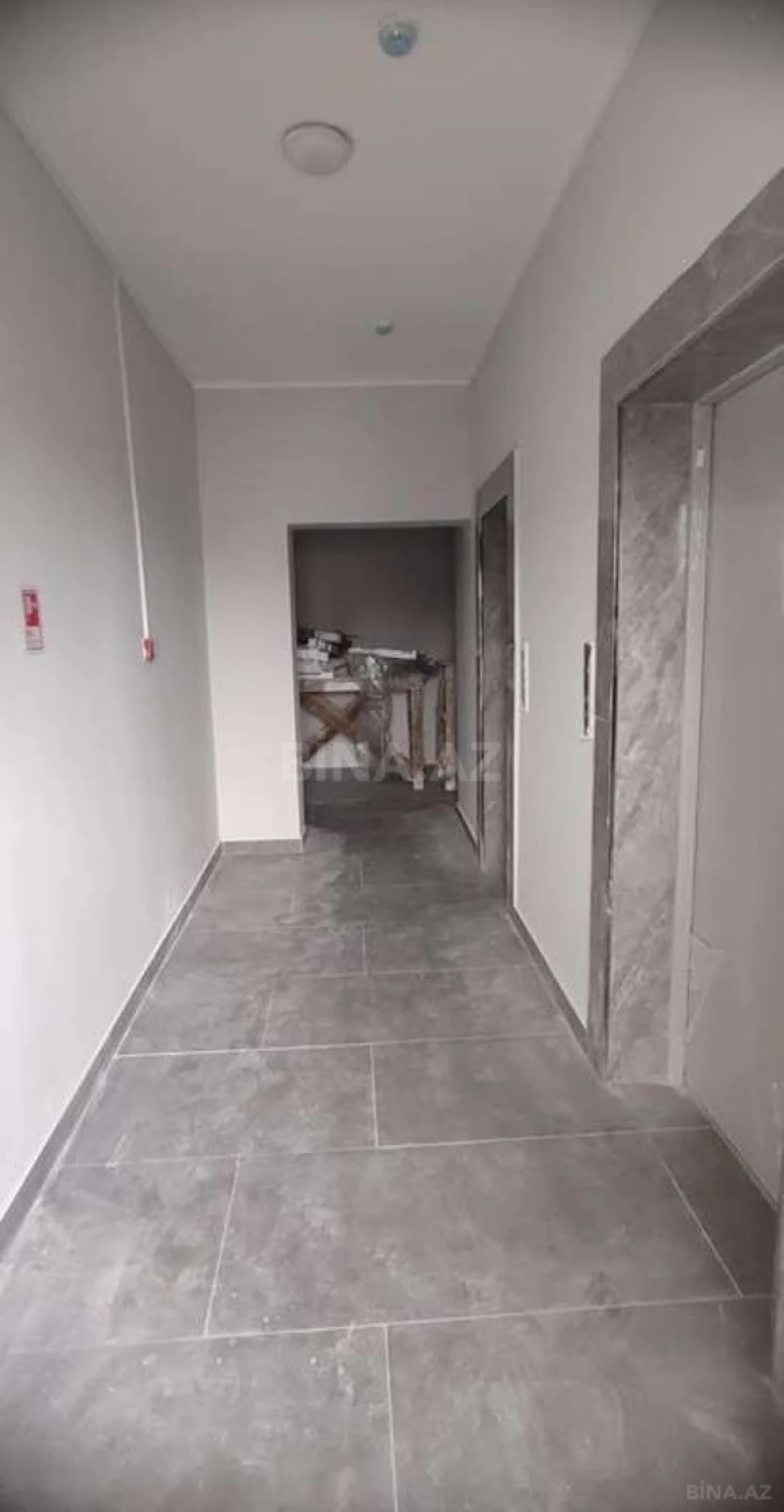 Satılır 2 otaqlı mənzil 68 m²