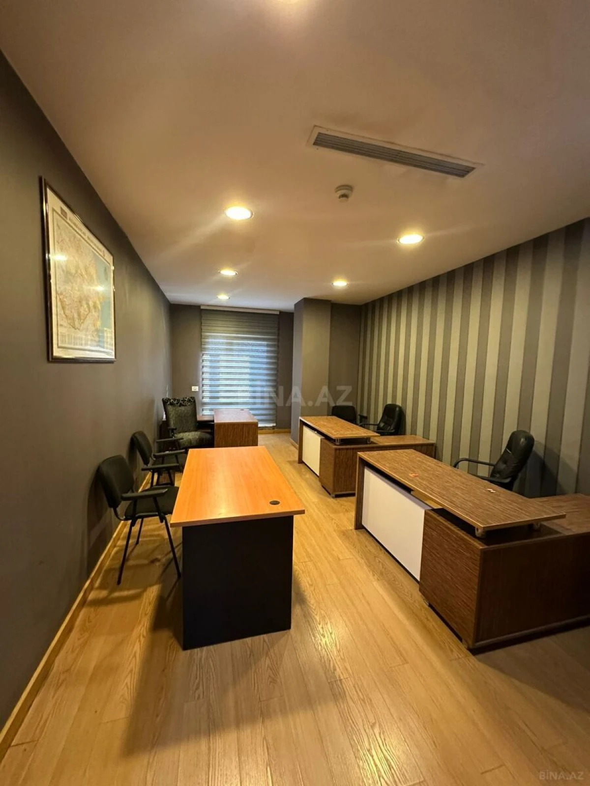 Kirayə verilir 5 otaqlı ofis 230 m²