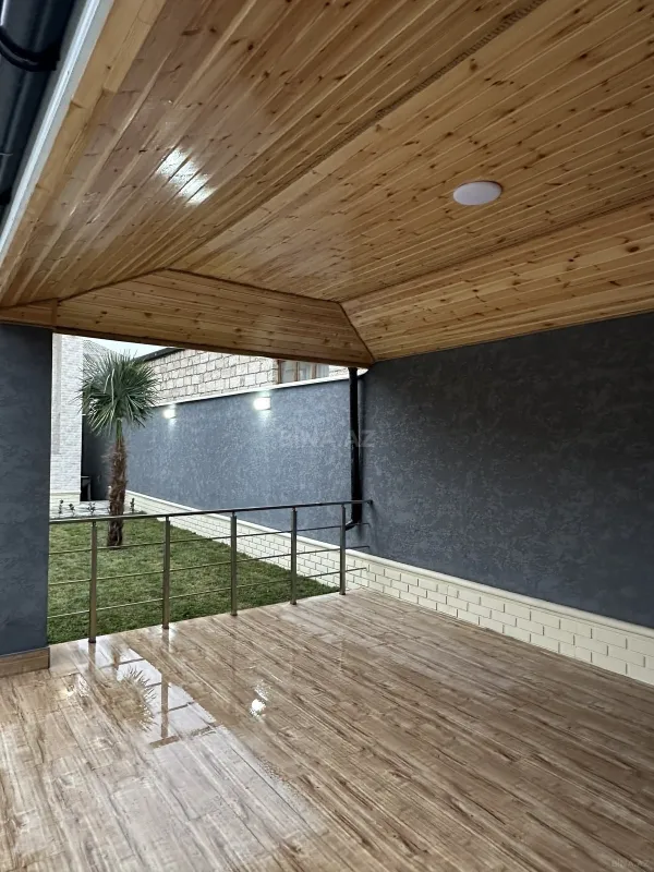 Satılır 6 otaqlı həyət evi 280 m²