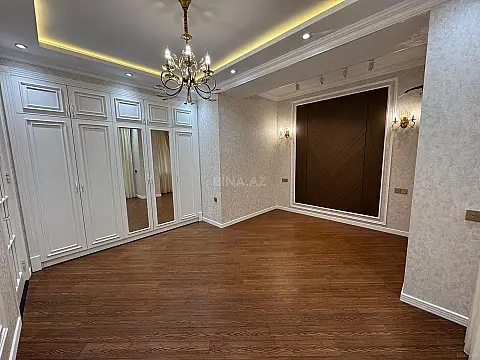 Satılır 3 otaqlı mənzil 105 m²