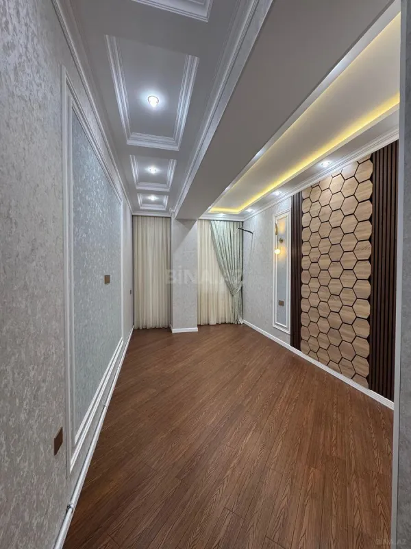 Satılır 3 otaqlı mənzil 105 m²