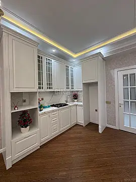 Satılır 3 otaqlı mənzil 105 m²