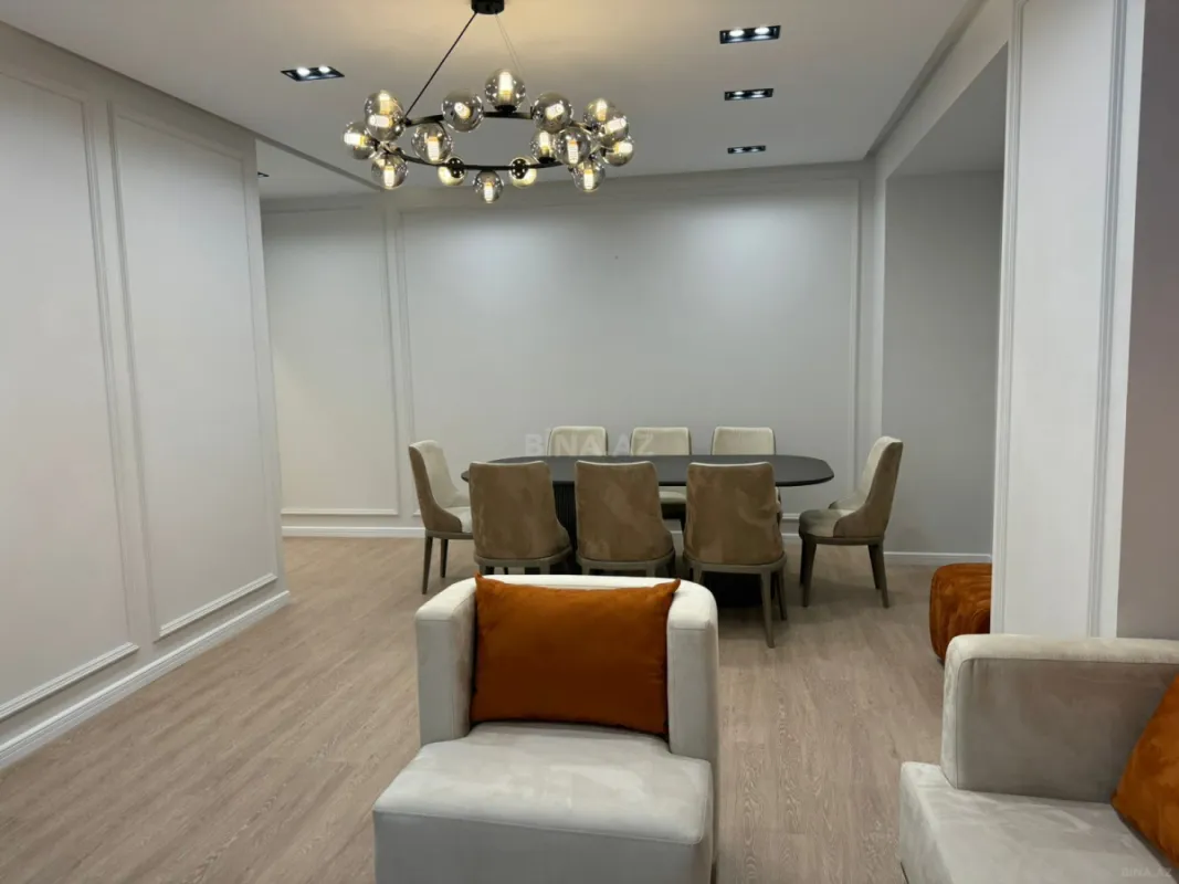 Kirayə verilir 3 otaqlı mənzil 148 m²