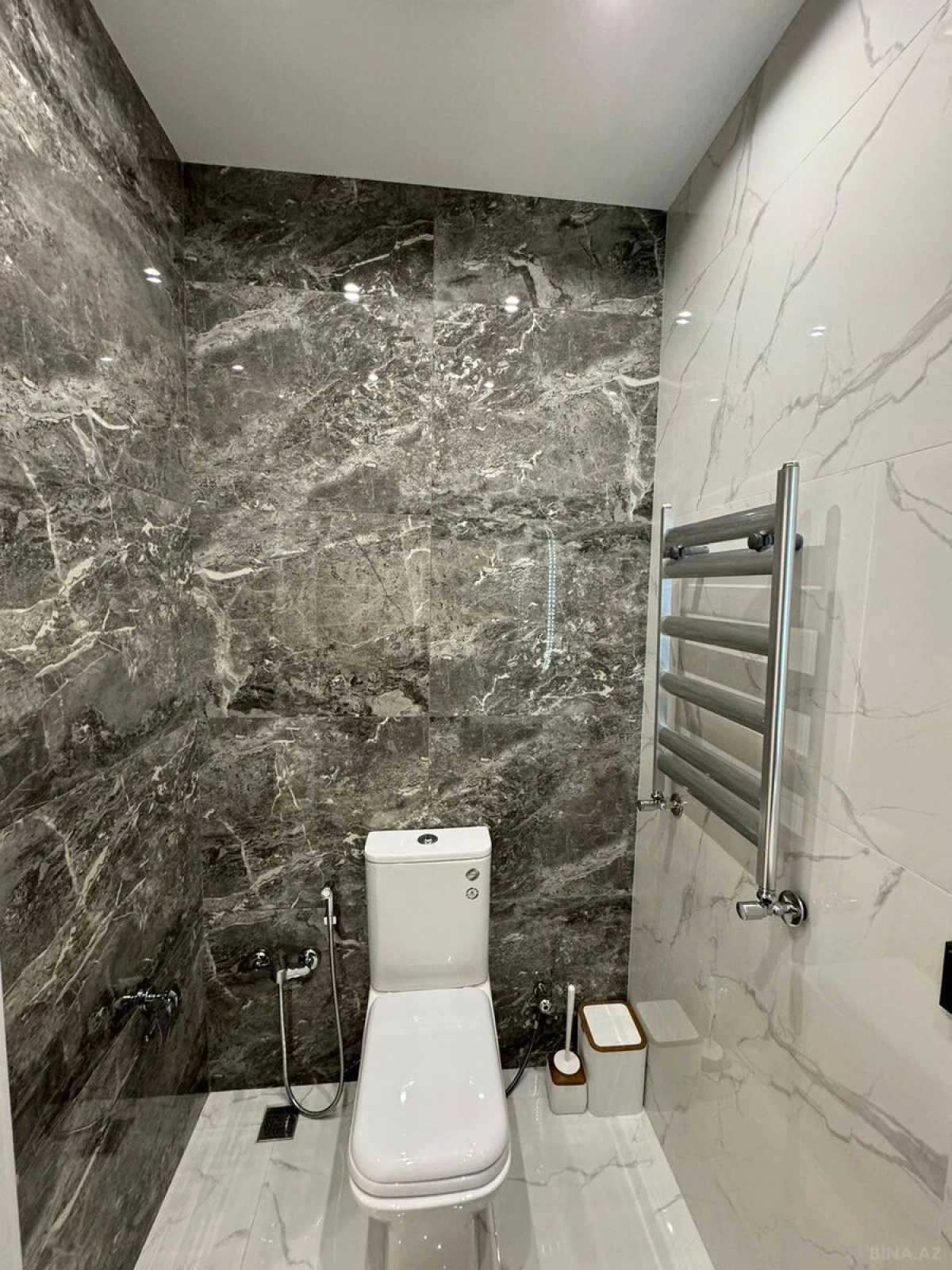 Kirayə verilir 3 otaqlı mənzil 148 m²