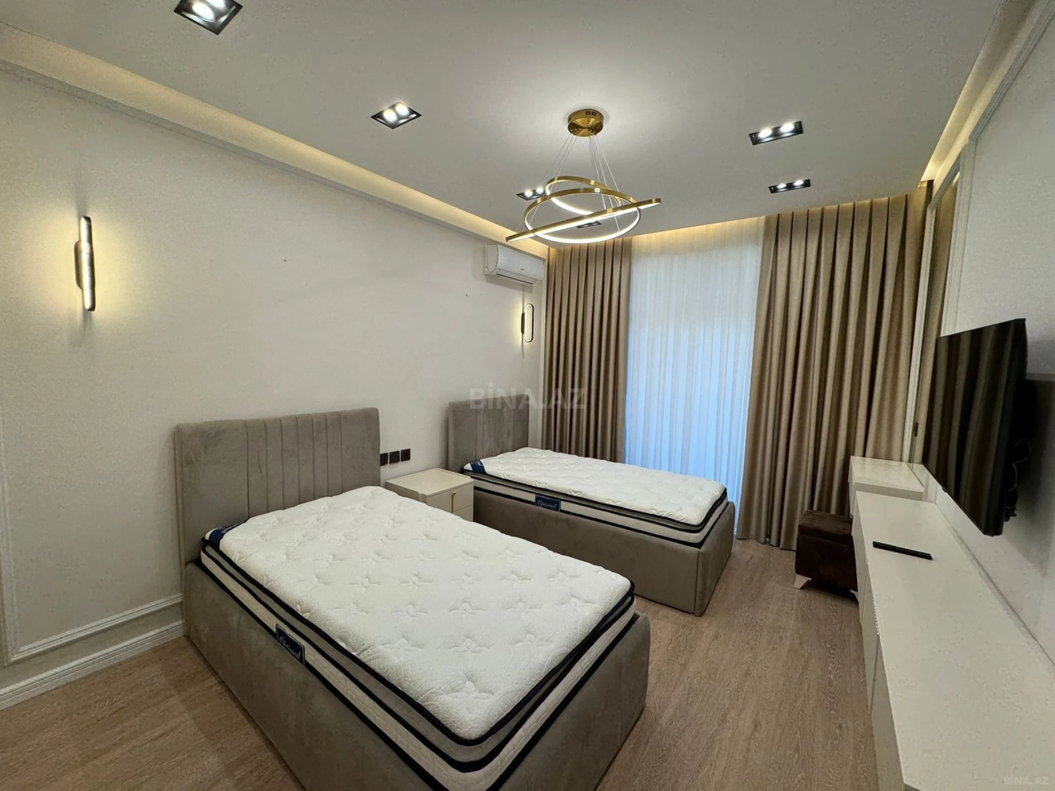 Kirayə verilir 3 otaqlı mənzil 148 m²