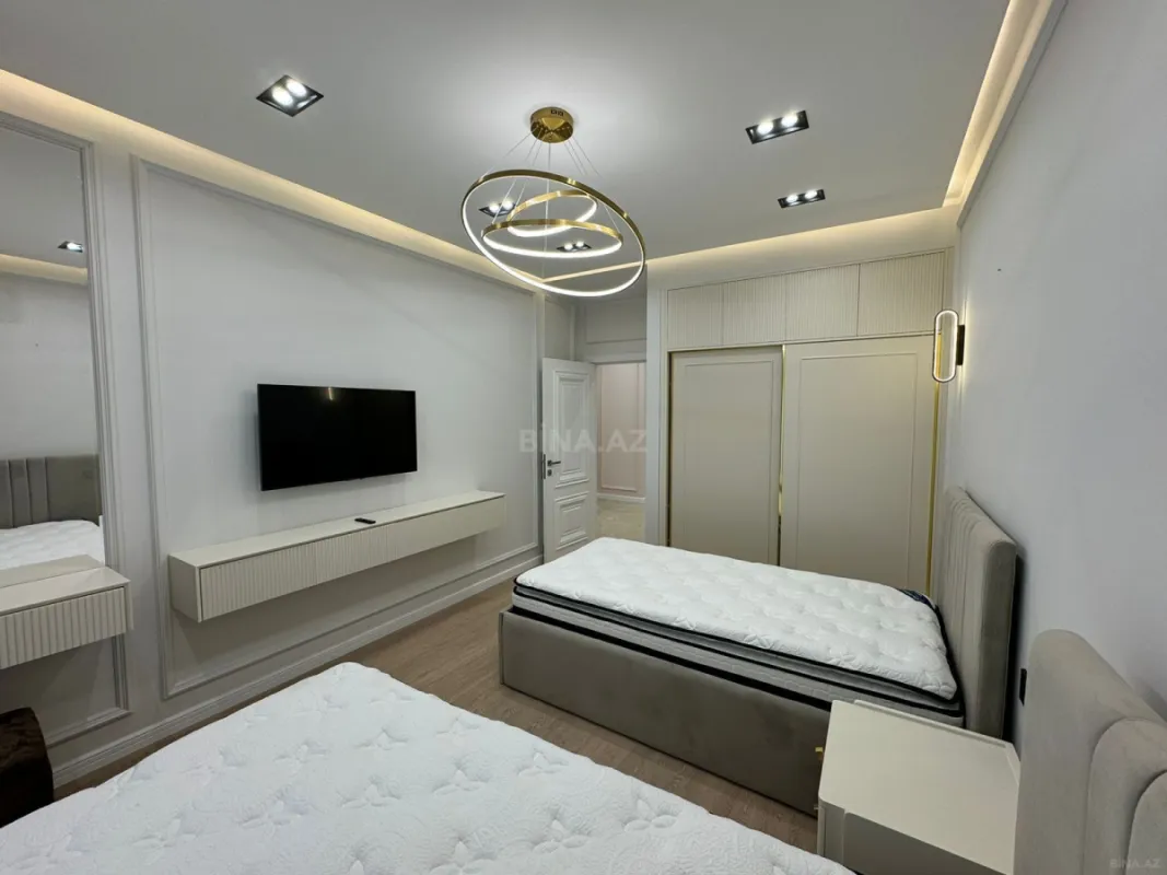 Kirayə verilir 3 otaqlı mənzil 148 m²