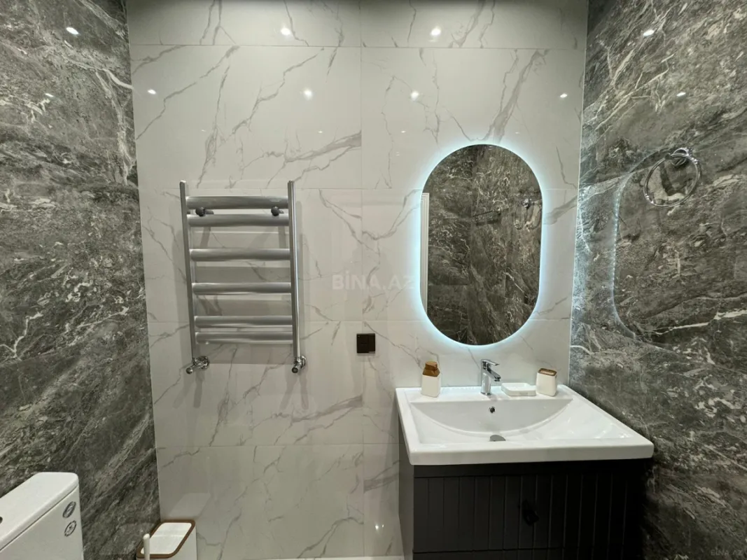 Kirayə verilir 3 otaqlı mənzil 148 m²