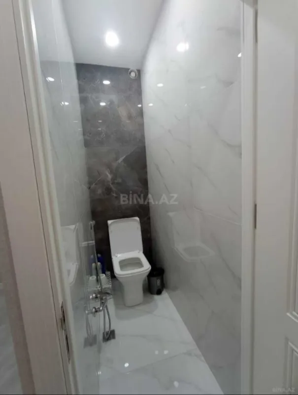 Kirayə verilir 2 otaqlı mənzil 70 m²
