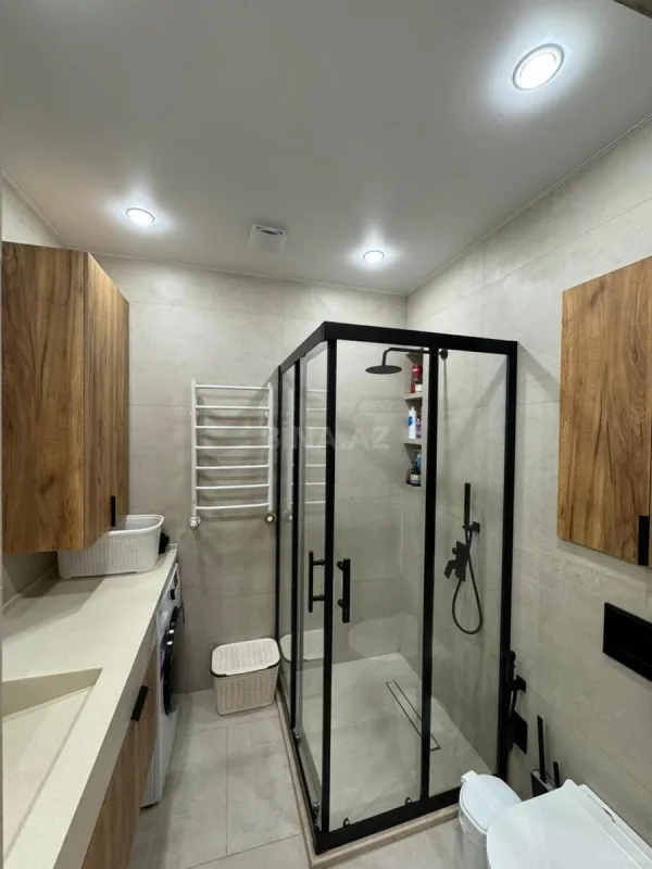 Kirayə verilir 2 otaqlı mənzil 70 m²