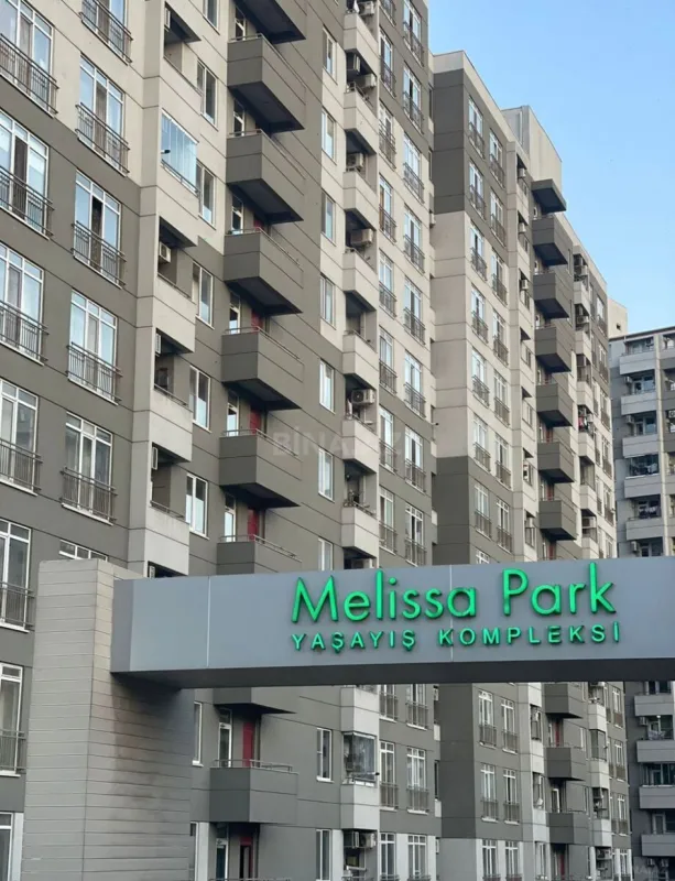 Satılır 2 otaqlı mənzil 52.9 m²