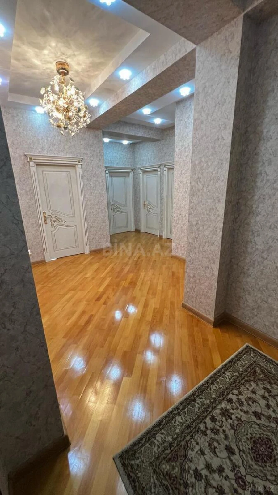Kirayə verilir 3 otaqlı mənzil 103 m²