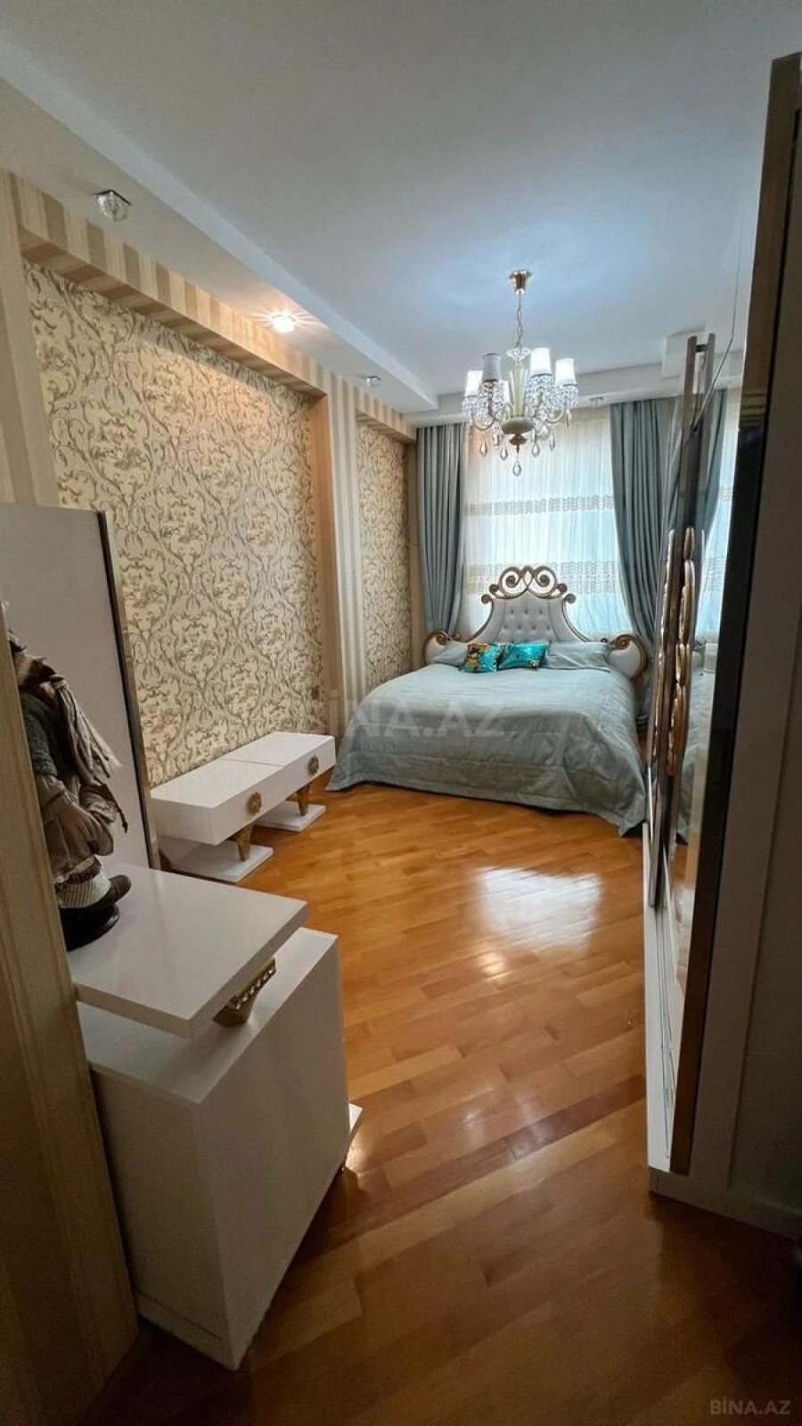 Kirayə verilir 3 otaqlı mənzil 103 m²