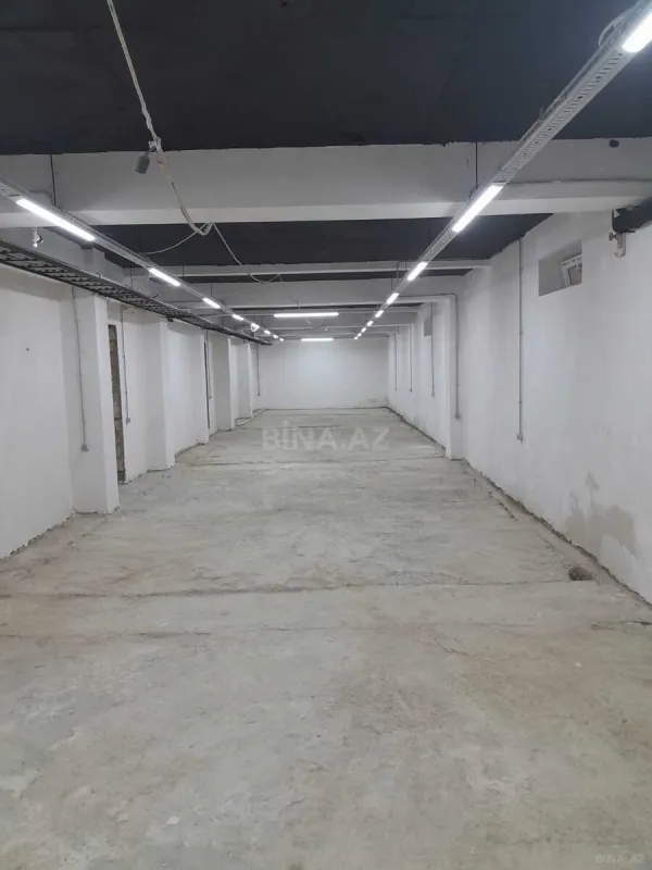 Satılır obyekt 210 m²
