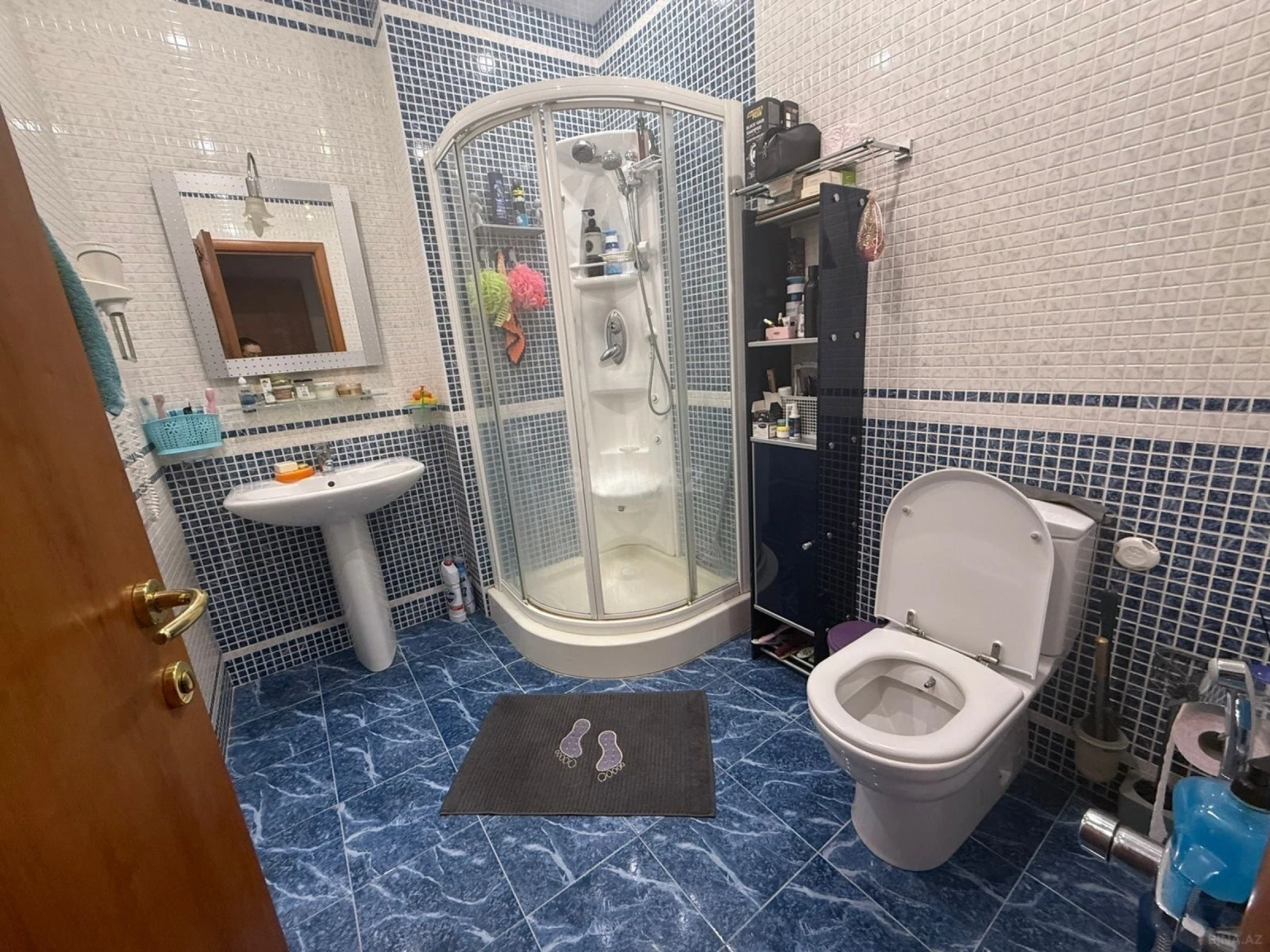 Kirayə verilir 4 otaqlı mənzil 200 m²