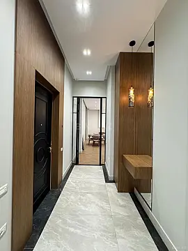 Kirayə verilir 4 otaqlı mənzil 145 m²