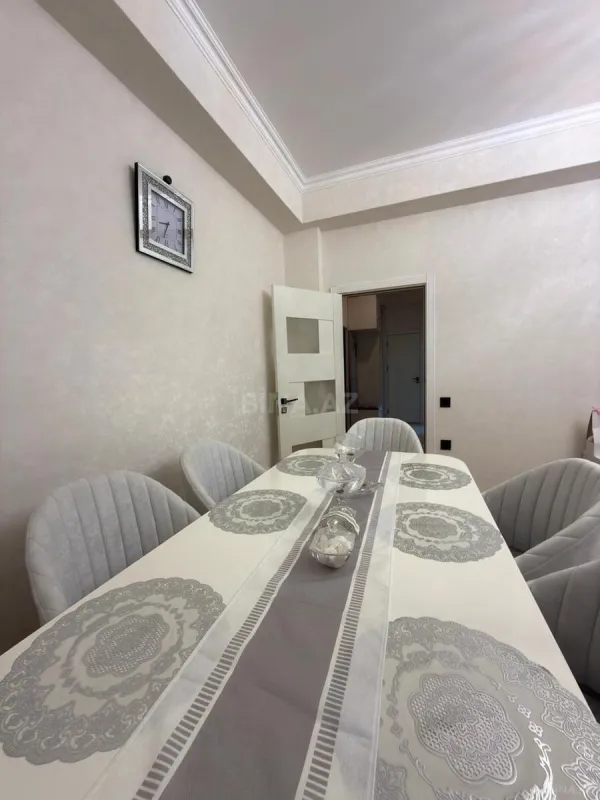 Satılır 2 otaqlı mənzil 70 m²