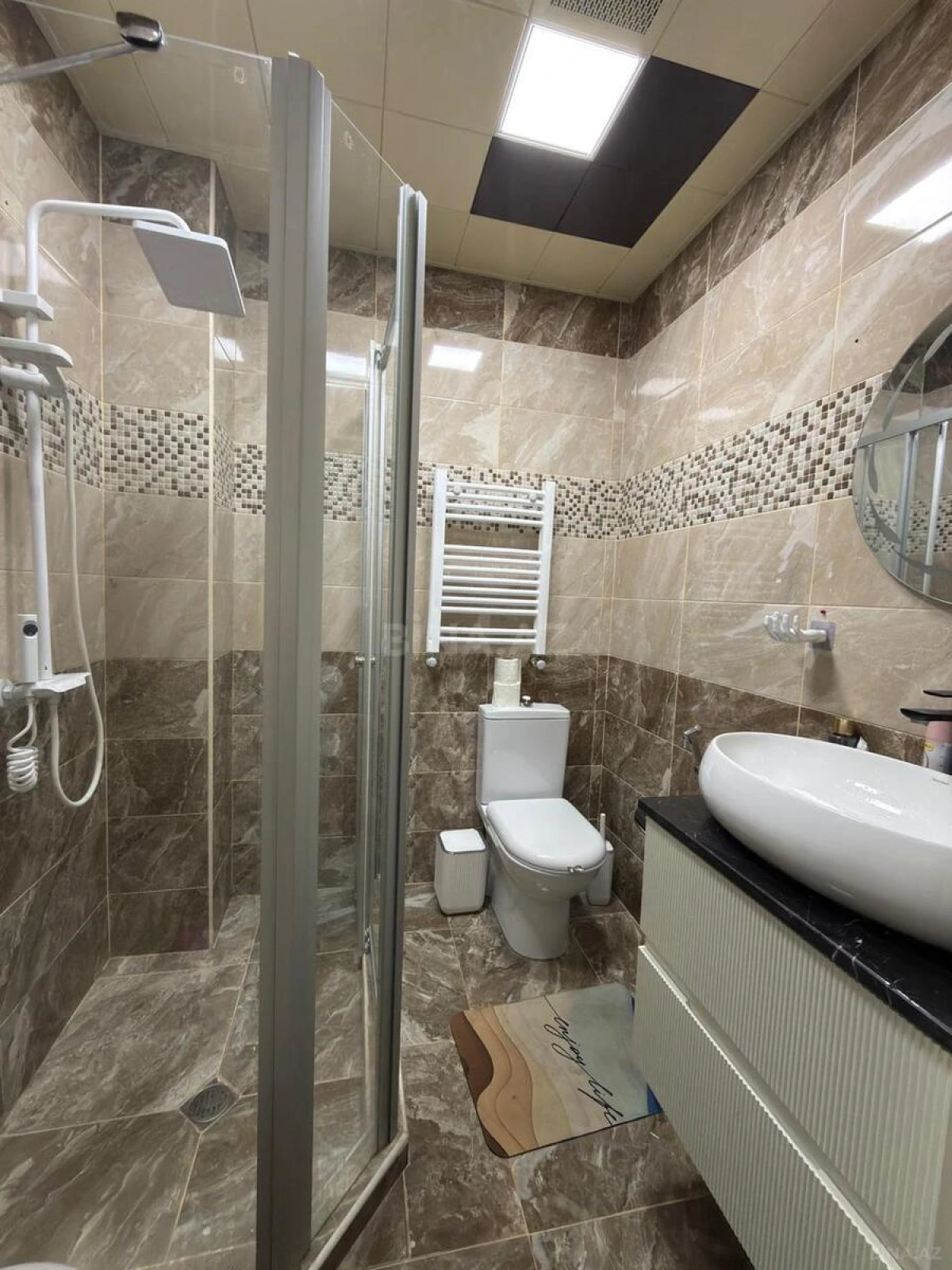 Satılır 2 otaqlı mənzil 70 m²