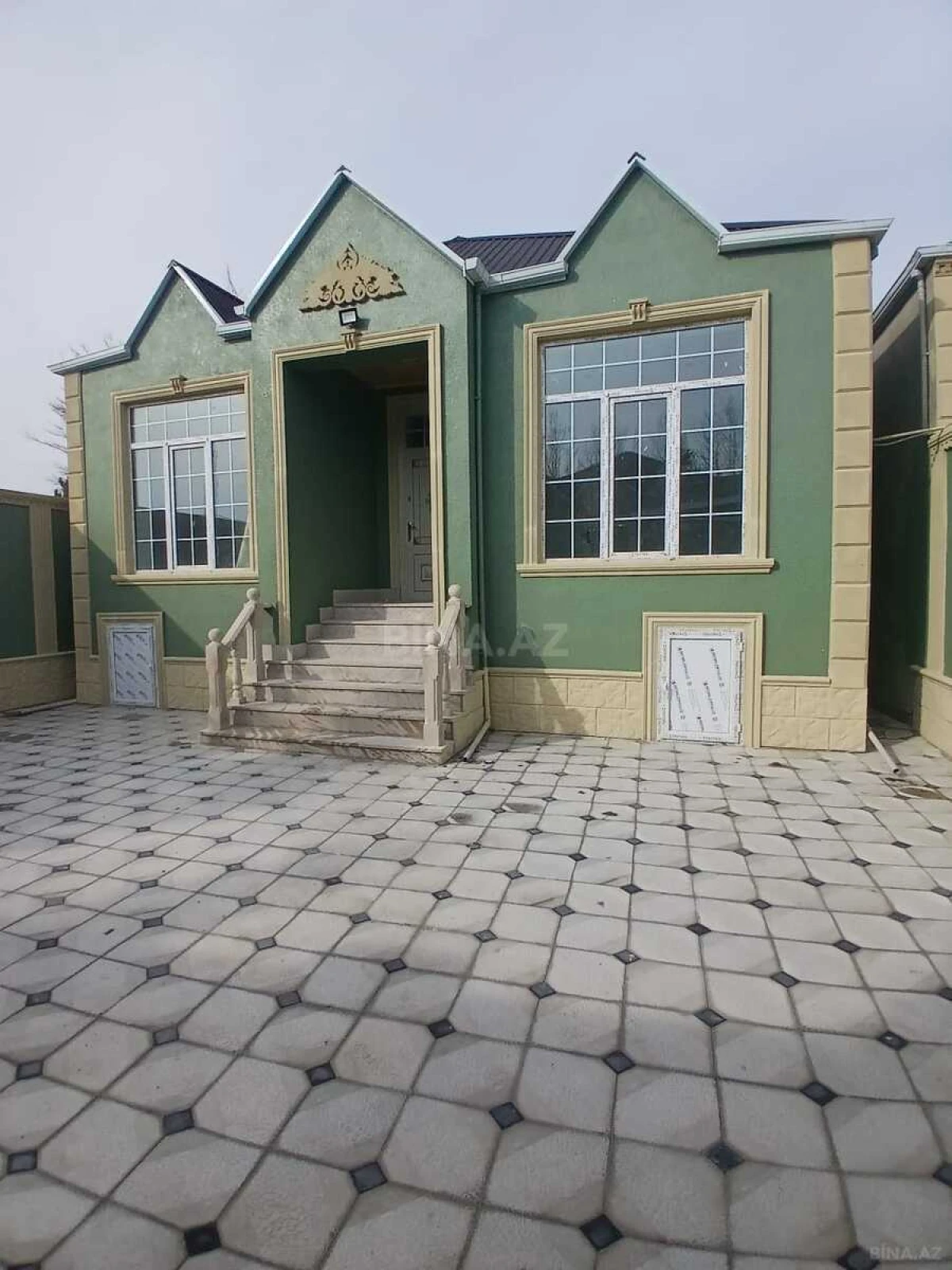 Satılır 4 otaqlı həyət evi 100 m²