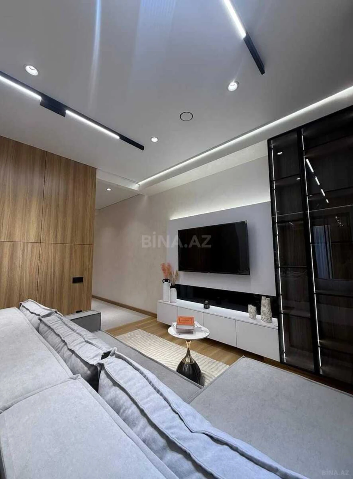 Kirayə verilir 3 otaqlı mənzil 104 m²