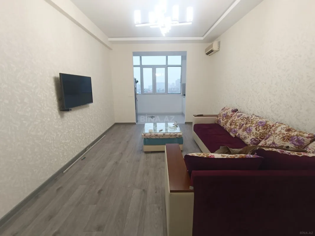 Kirayə verilir 2 otaqlı mənzil 65 m²