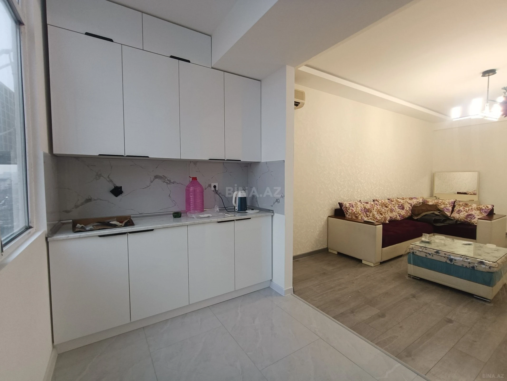 Kirayə verilir 2 otaqlı mənzil 65 m²