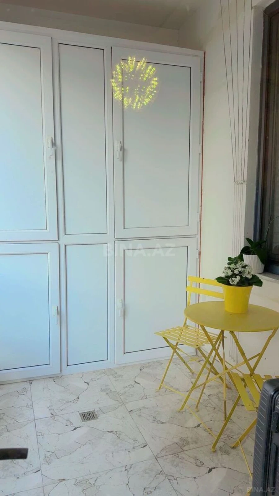 Satılır 2 otaqlı mənzil 60 m²