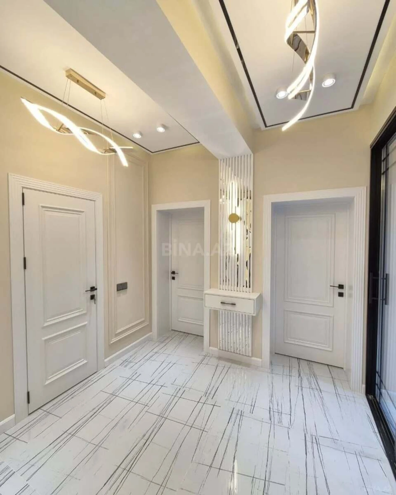 Satılır 2 otaqlı mənzil 66 m²