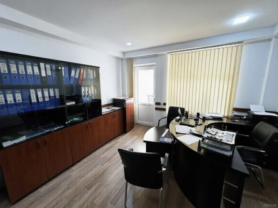 Kirayə verilir 3 otaqlı ofis 85 m²