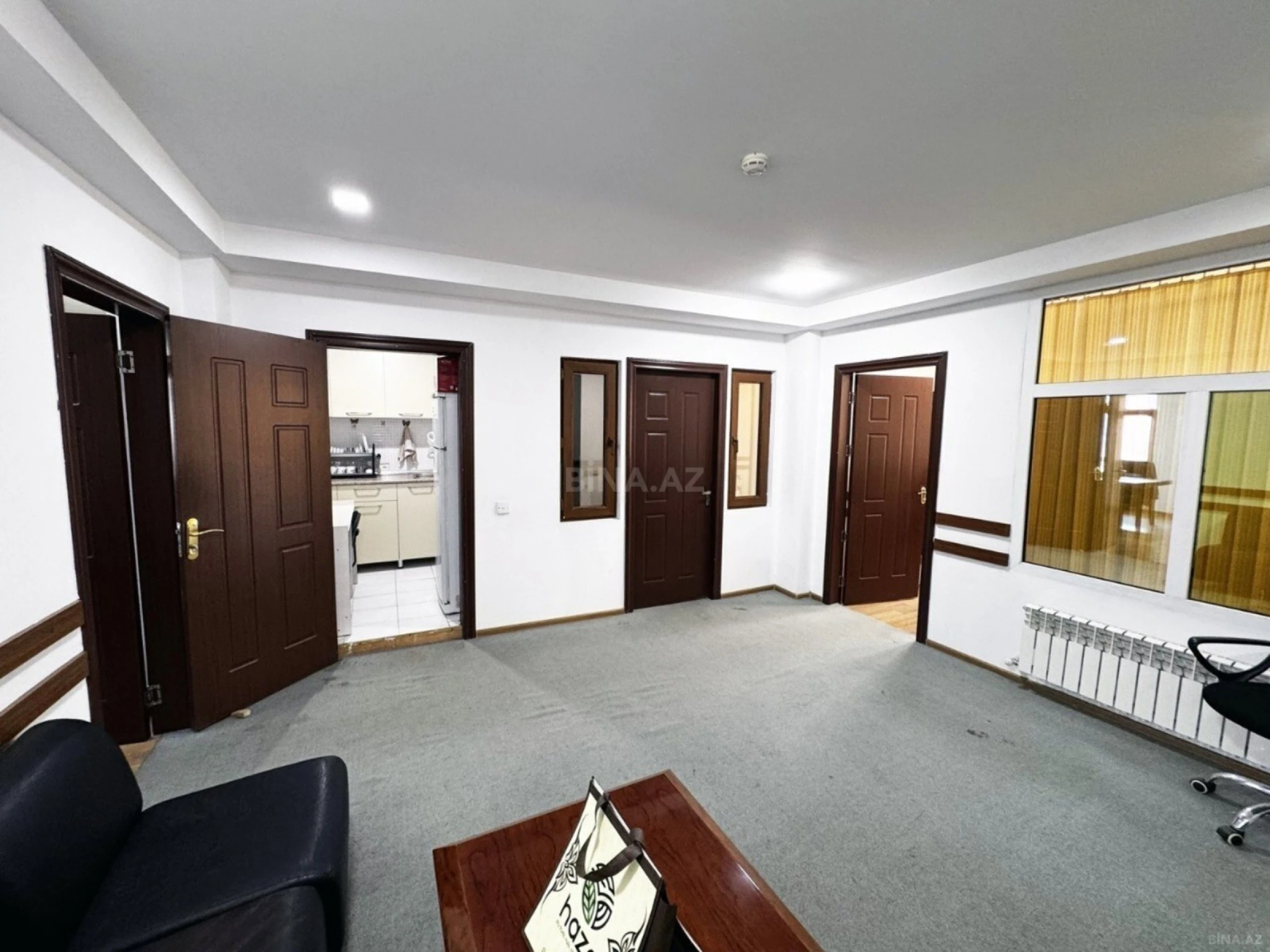 Kirayə verilir 3 otaqlı ofis 85 m²