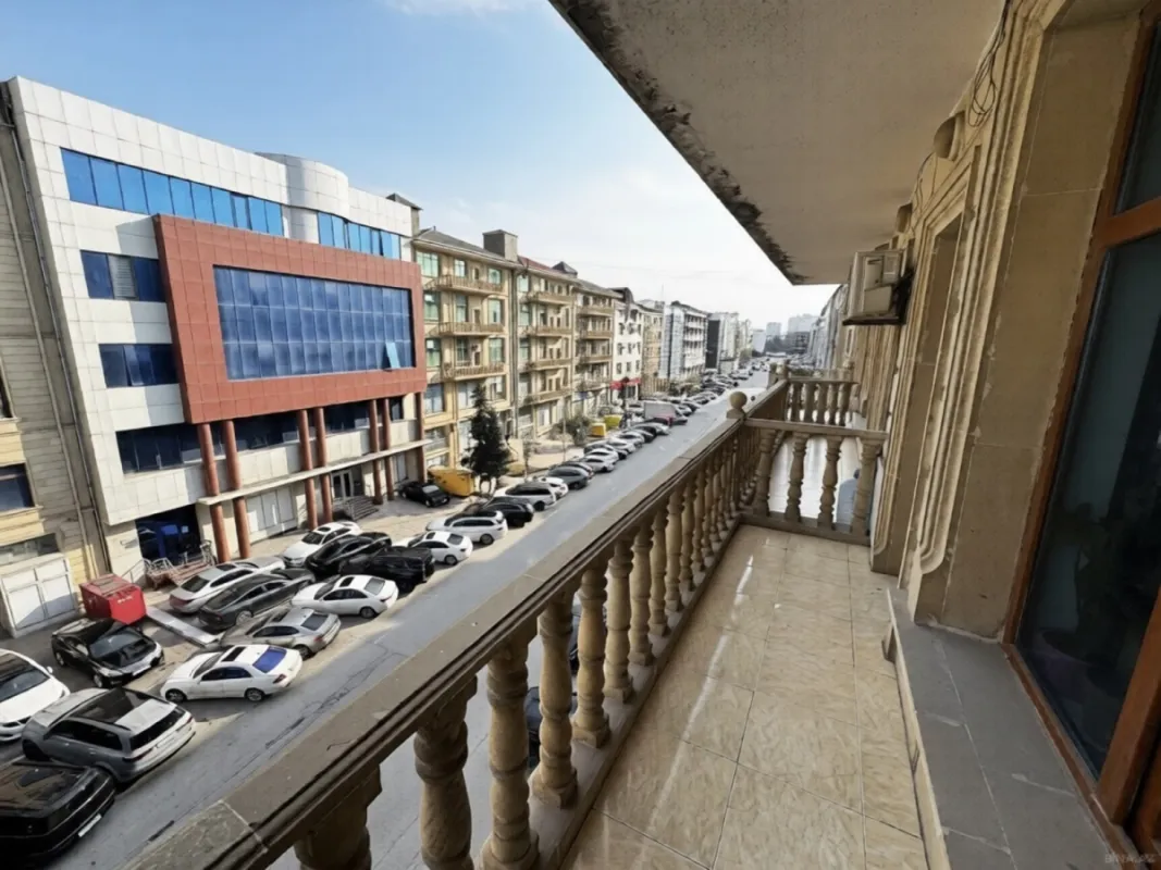 Kirayə verilir 3 otaqlı ofis 85 m²