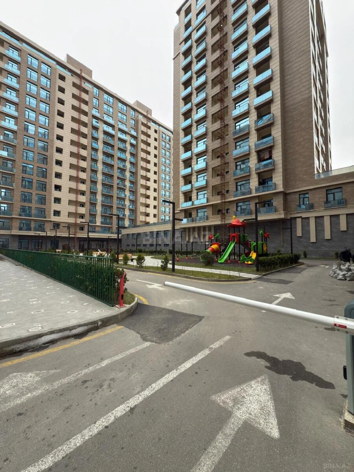 Satılır 2 otaqlı mənzil 65 m²