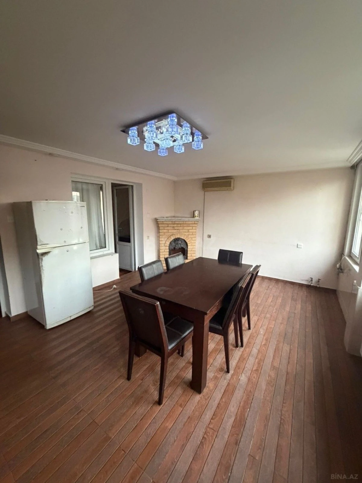Kirayə verilir 2 otaqlı mənzil 55 m²
