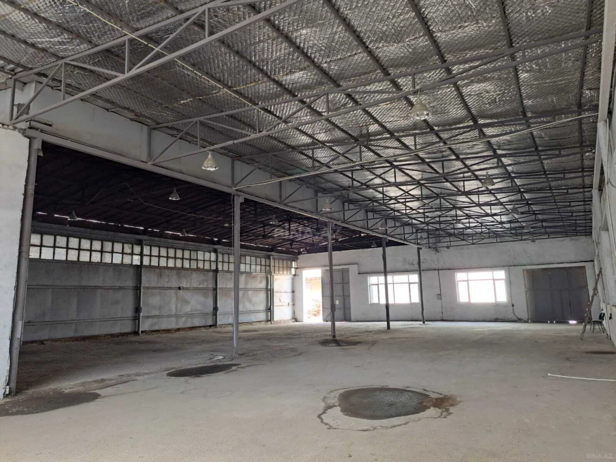 Kirayə verilir obyekt 1000 m²