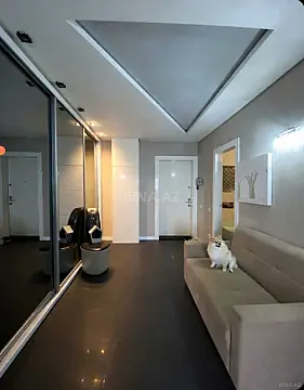 Satılır 3 otaqlı mənzil 160 m²