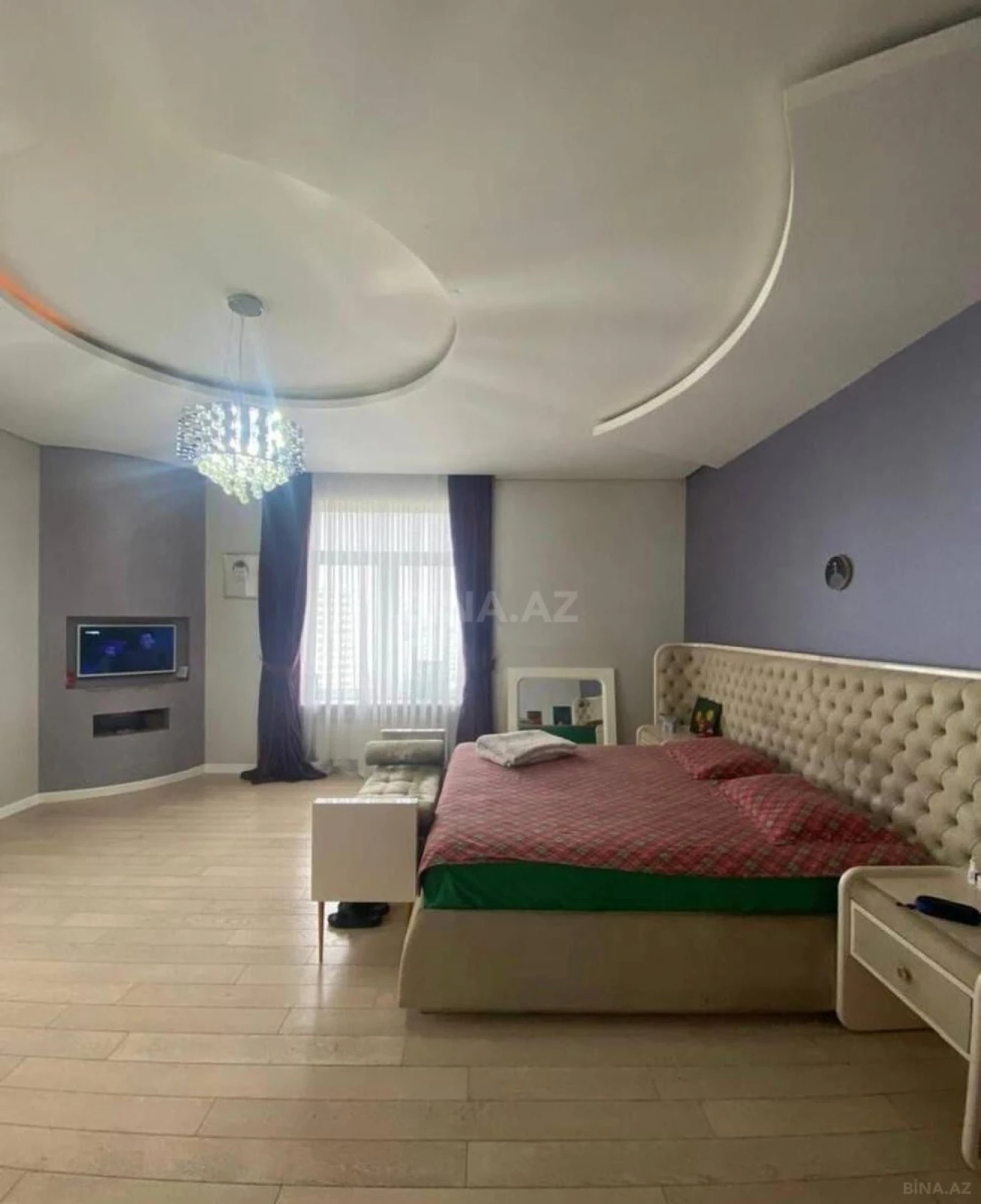 Satılır 3 otaqlı mənzil 160 m²