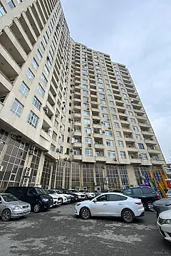Satılır 3 otaqlı mənzil 160 m²