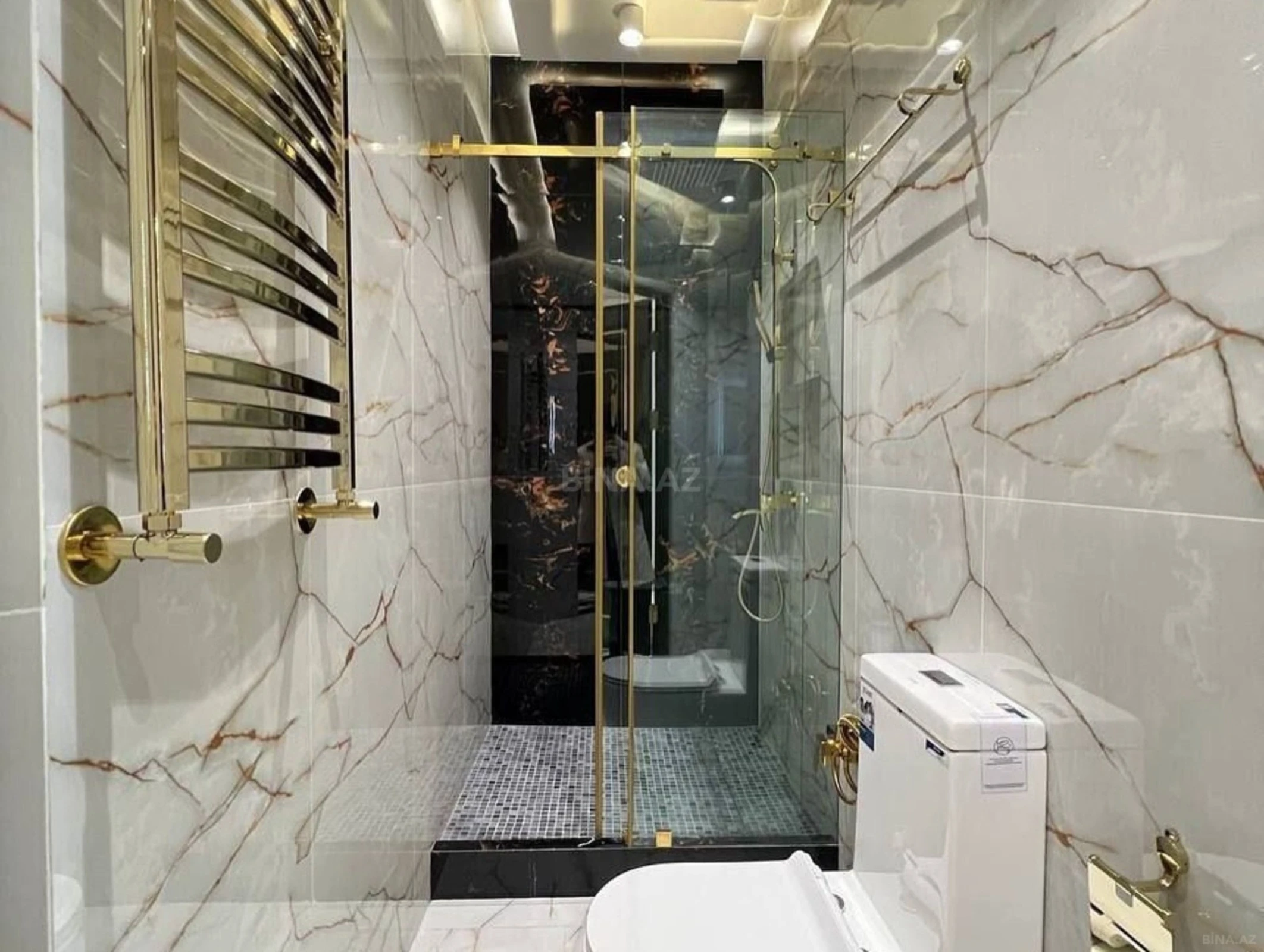 Kirayə verilir 2 otaqlı mənzil 65 m²