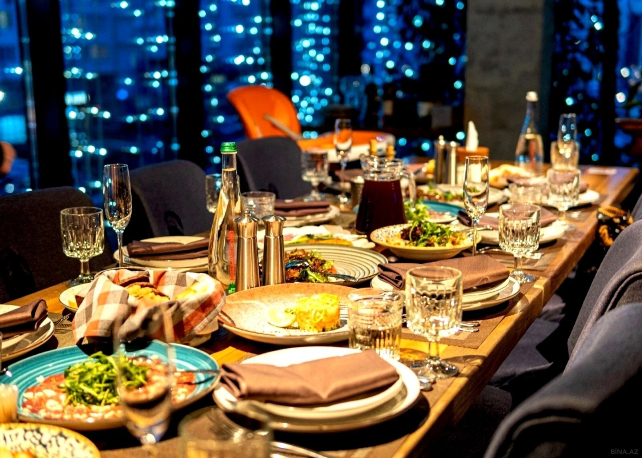 Satılır obyekt 400 m²