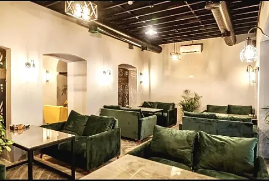 Satılır obyekt 400 m²