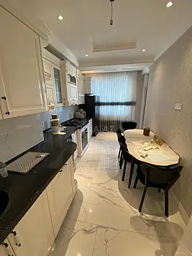 Satılır 3 otaqlı mənzil 112 m²