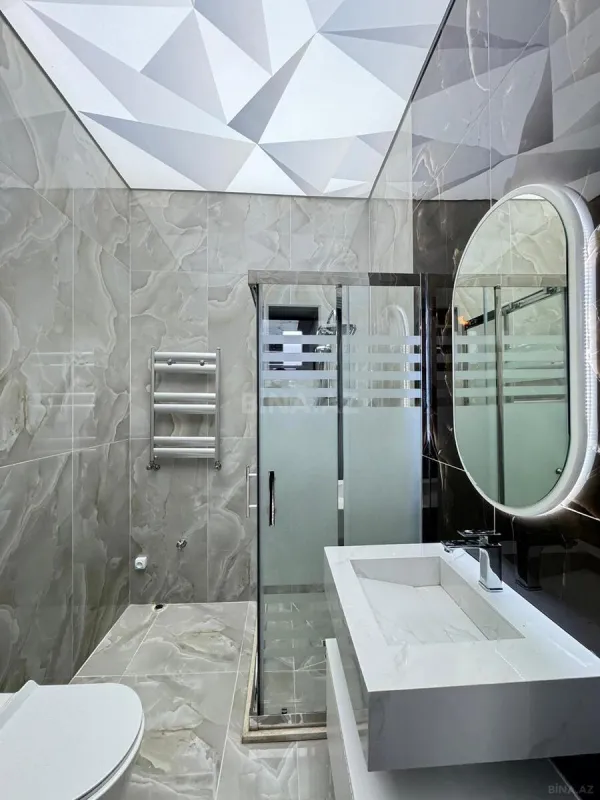 Satılır 5 otaqlı həyət evi 200 m²