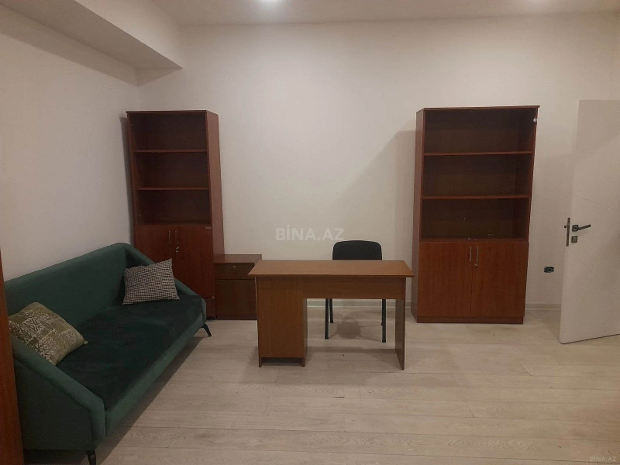 Kirayə verilir 1 otaqlı ofis 30 m²