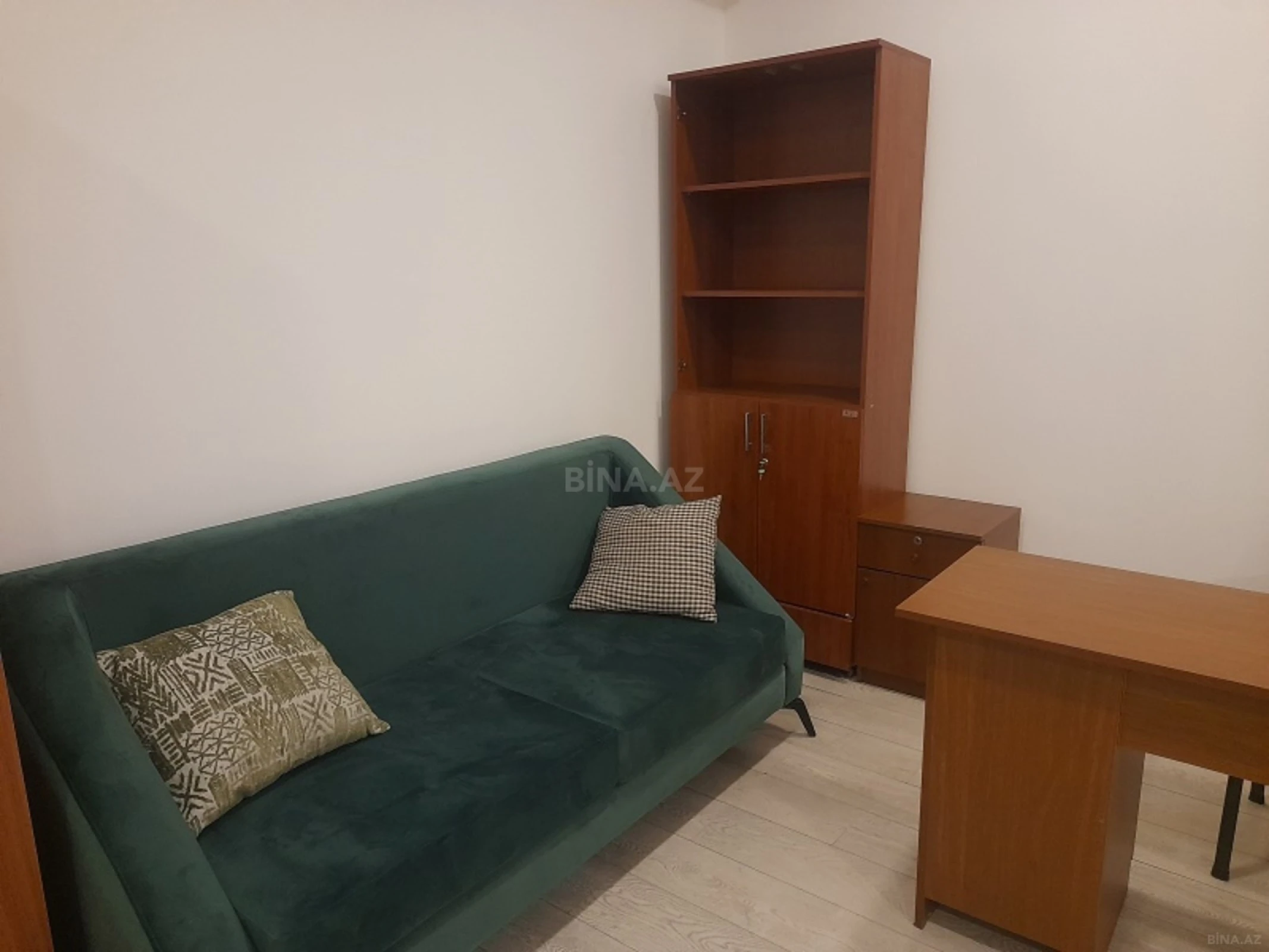 Kirayə verilir 1 otaqlı ofis 30 m²