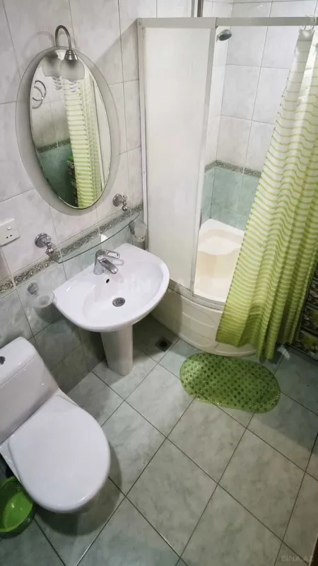 Kirayə verilir 2 otaqlı mənzil 60 m²