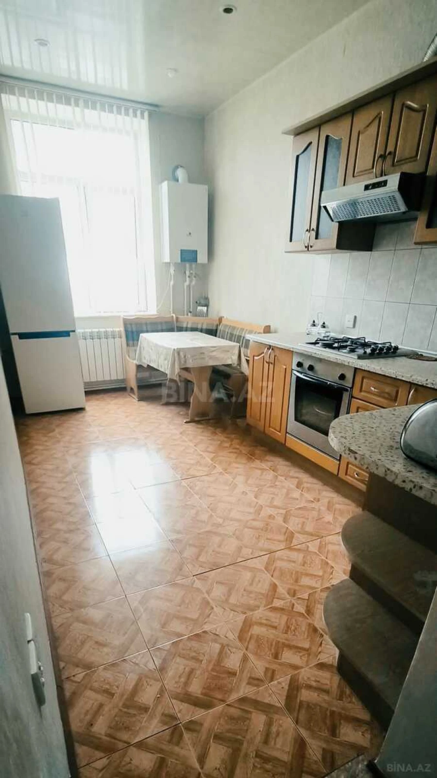 Kirayə verilir 2 otaqlı mənzil 60 m²