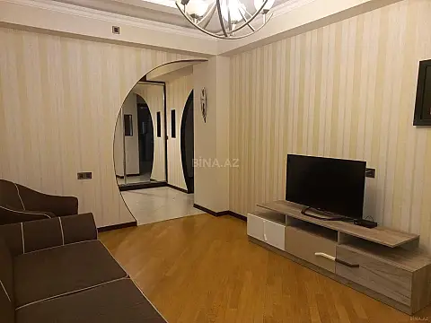 Kirayə verilir 3 otaqlı mənzil 100 m² — Bakı, Nərimanov 3 otaq 100.00 m²